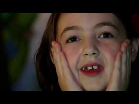 Alesia Muresan - Poveste De Craciun - VIDEOCLIP