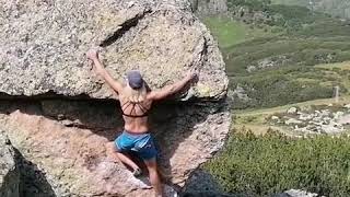 Video thumbnail of Golden Go, 7a+. Silvretta