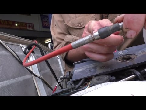 Changing an outboard control cable