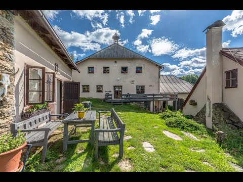 Usedlost apartmány Trnov s pozemkem 300.000 m2. Uprostřed šumavských lesů.