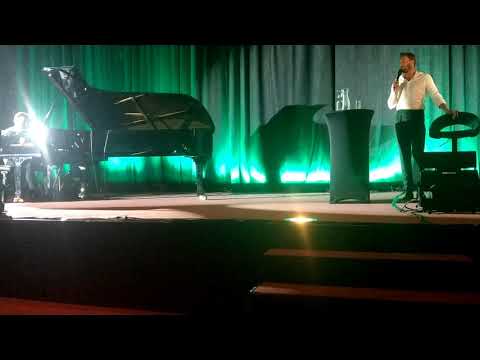 Sławek Uniatowski - "Wymyśliłem Ciebie"/ live Kino Kijów w Krakowie