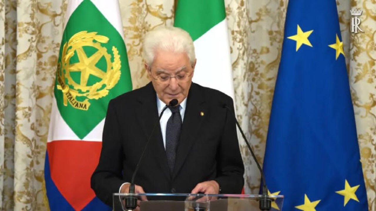 Mattarella alla Guardia di Finanza: Contrasto all'evasione per tutelare contribuenti onesti