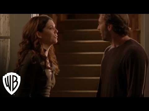 Gilmore Girls | Lorelai and Luke's First Kiss | Warner Bros. Entertainment