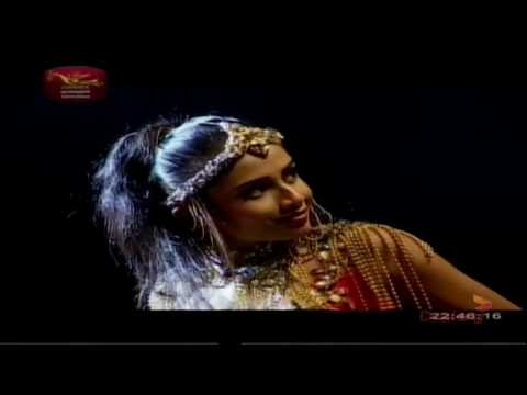 Roony Sing Saptha swarayai at  Raigam Tele Awards 2016 EDIT