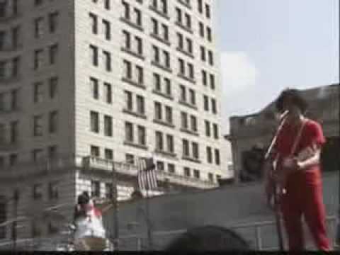 The White Stripes - Lord Send Me An Angel - NY