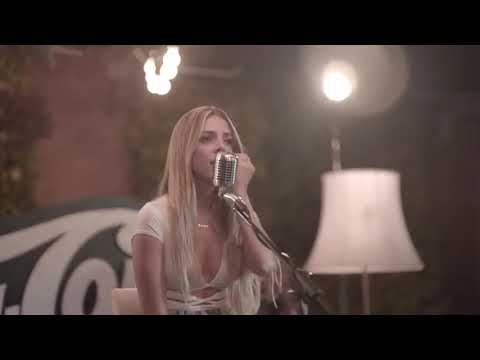 Corina Smith - sin bandera (pepsi en vivo)