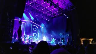 Leon Bridges - Shy (live @ Echo Beach, Toronto, Canada)