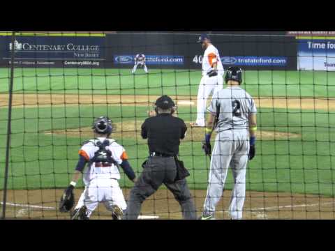 8/8/2013: Jon Hunton vs. Alexis Gomez (25th save)