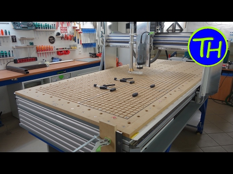 Cnc router with built in vacuum table