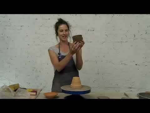 Making a Belly-Bottomed, Flared Mug | SARAH PIKE