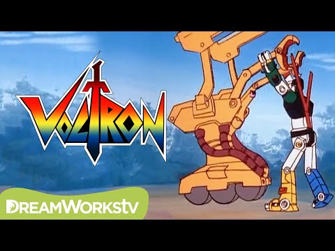 Voltron vs Steam Shovel Robeast | VOLTRON: DEFENDER OF THE UNIVERSE