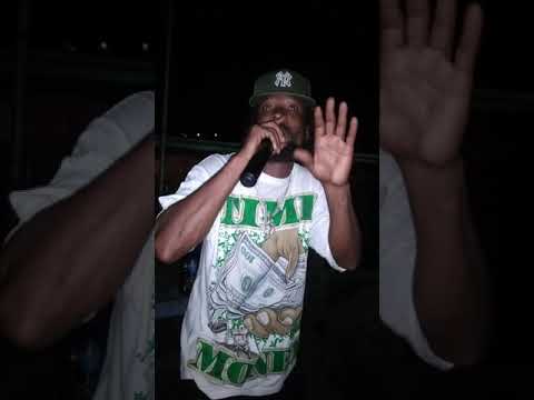 Sharp man,Pablo dan,Draggy 9 ,Kamanchi, king rilla,Junior b, lovin sike South side meets Hill side