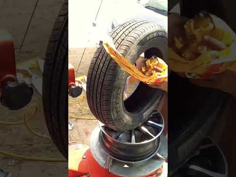 Toyota vitz Three A  185 65 r15 tyre mounted on alloy wheel#speedtyrecenter  #vitz tyre #threea