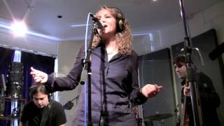 Joan Osborne &quot;Shake Your Hips&quot; Peak Performance