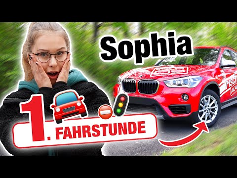 First driving lesson with Sophia 🤯 (No-Influencer) | Fischer Academy
