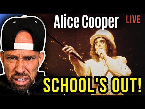 Rapper FIRST time REACTION to Alice Cooper - School's Out LIVE!