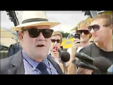 U2 and Jay-Z ready to rock on Claw stage