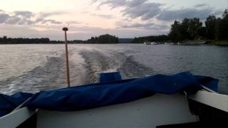 preview picture of video 'Passbåt Crusing Faster 20110621 . Volvo Penta 700.'