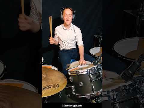 Afro-Cuban Rhythms and Grooves - Carlo Willems - Drum Book Cover - Teaser 2