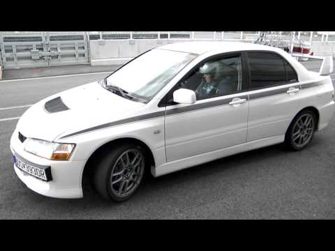 Mitsubishi EVO 9 380HP acceleration sound