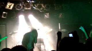 &#39;Artbreaker&#39; - Kids In Glass Houses