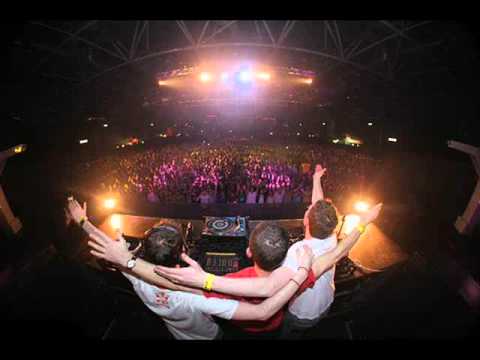 3. Paul van Dyk feat. Ashley Tomberlin vs. Luminary - New York (Above & Beyond @ Planet Love 2007)