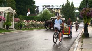 preview picture of video 'Five Minutes on Mackinac Island - Market Street Morning'