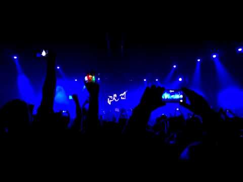 Paul Van Dyk @ Brooklyn Hangar - Allen Watts - Meteor (Paul Van Dyk Intro edit)