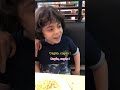 Davi Comendo Esfiha No Habibs Tiarute Levidavi Habib S