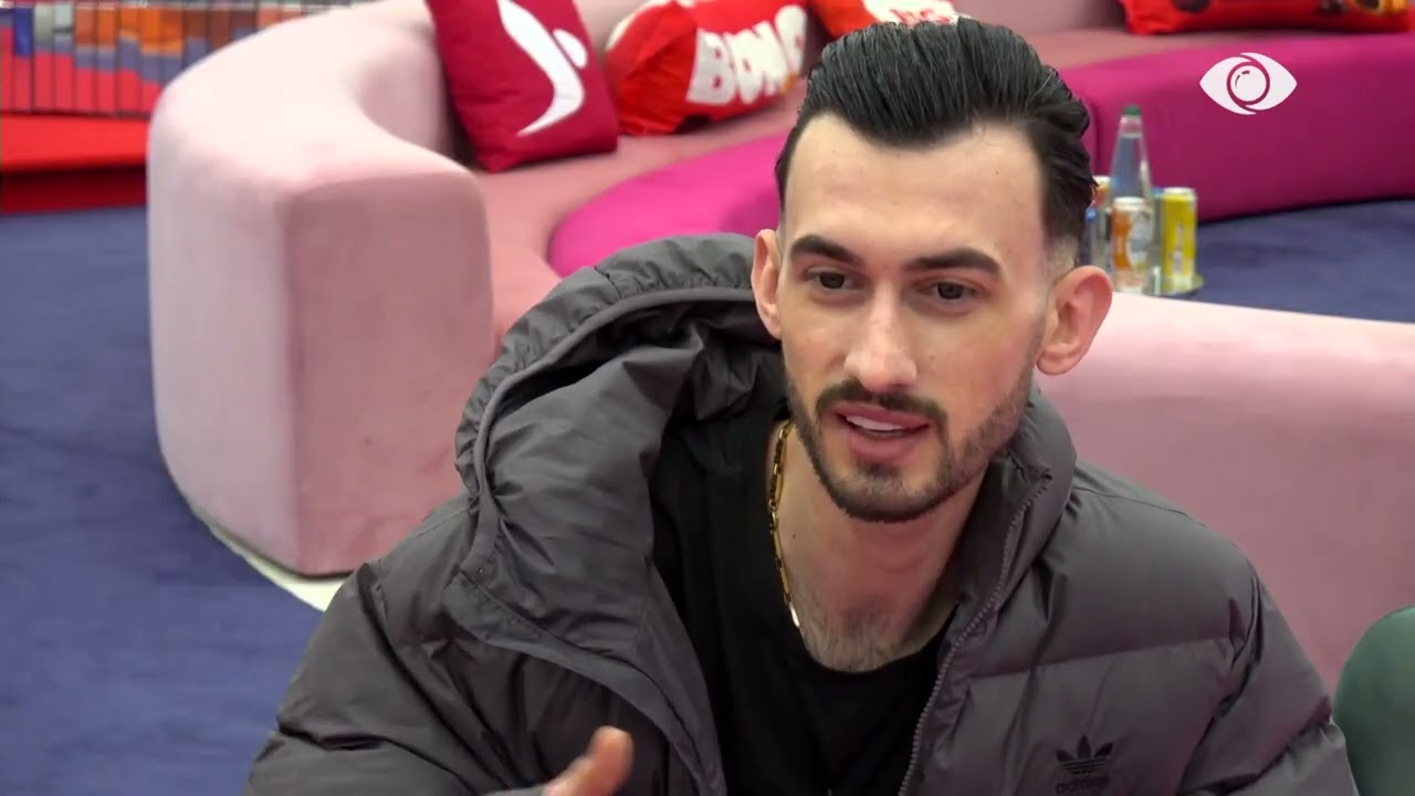 “Ti me Selin, je një person”/ Kristi diskuton me Mirin: Po flas se si del ti aty