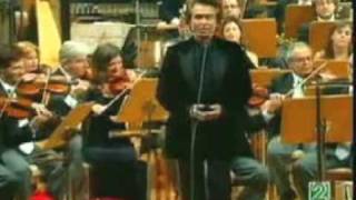 RAPHAEL Llego navidad (Happy Xmas [War is over]) [HQ] - www.raphaelfans.com