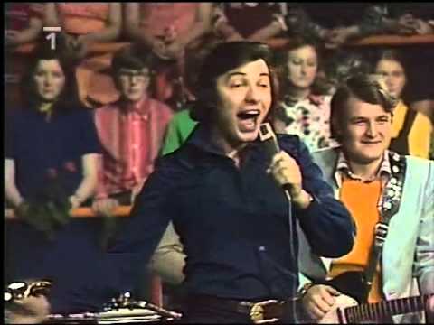 Karel Gott - Tleskám vám  (1974)
