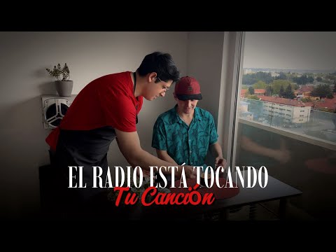 El Radio Está Tocando Tu Canción - Eklipse de Amor (Video Oficial)