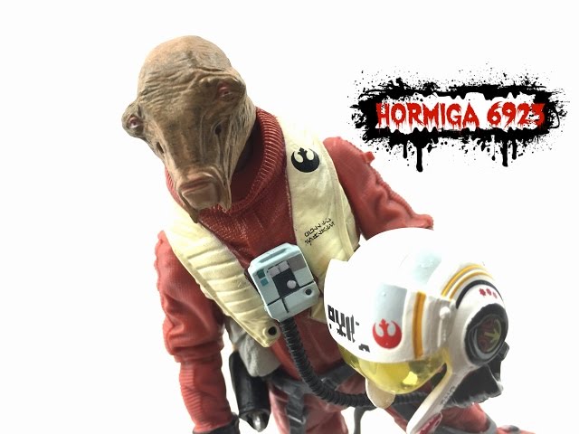 Vídeo relacionado con Hasbro Star Wars Figura básica X-Wing Pilot Asty B4167