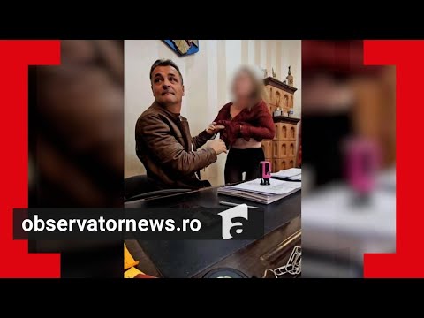 Primarul care a publicat imagini în care ar hărţui o angajată spune că sunt făcute cu AI