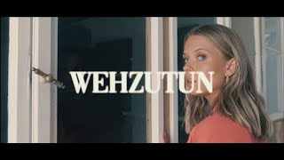 Musik-Video-Miniaturansicht zu Wehzutun Songtext von KATI K