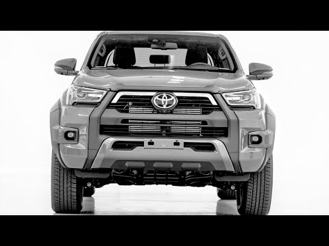 Nueva Toyota Hilux SRX 2024 con suspensiones ensanchadas de GR-Sport IV