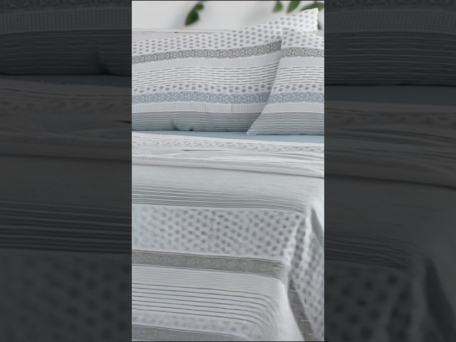 Vídeo relacionado con Real Madrid C.F. - Juego de Sábanas Verano Modelo Azul 2025 (3 Piezas) Oficial 50% Algodón/50% Poliéster (Cama 90 cm)