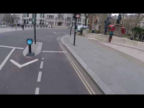 BN17XED - WVM RLJ Red light jumping White Van Man - Police Action Taken