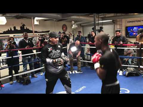 Javier Fortuna Killing The Mitts