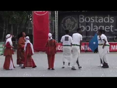 Cissi Kulturförening – Somalisk dans - Hammarkullekarnevalen 2016