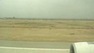preview picture of video 'PIA Landing at  Karachi Airport'