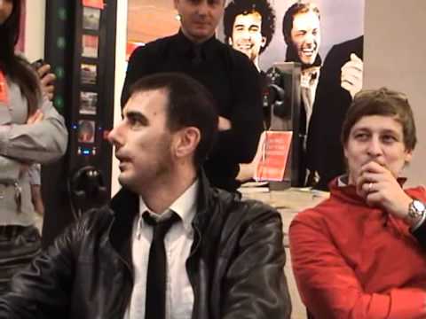 Neri Per Caso alla Feltrinelli di Salerno parte prima