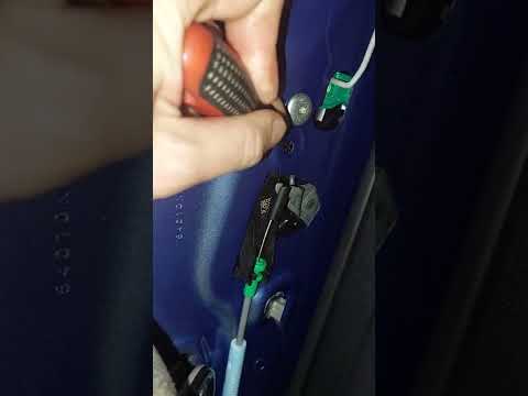 Не открывается дверь bmw x1