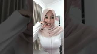 Download lagu ABG HIJAB CANTIK HOT,LIVE LEPAS ARMOR😱😱😱‼️TONTON SAMPAI HABIS‼️LIVE HOT‼️LIVE BIGO HOT mp3