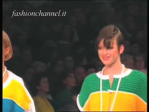 "Courrèges" Spring Summer 1994 Paris 2 of 3 pret a porter woman by FashionChannel
