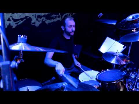 Sergio Ponti playing Dordeduh - Cumpăt (drum camera)