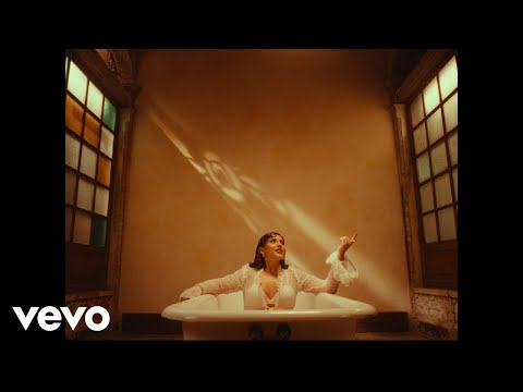 Soley, Finesound Music - Lección (Video Oficial)