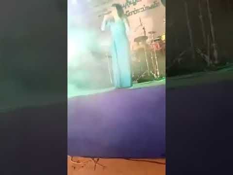 นางหมอกจ๋ามคำ ၼၢင်းမွၵ်ႇၸၢမ်ၶမ်း