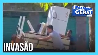 Casas vazias de bairros nobres são invadidas em SP
